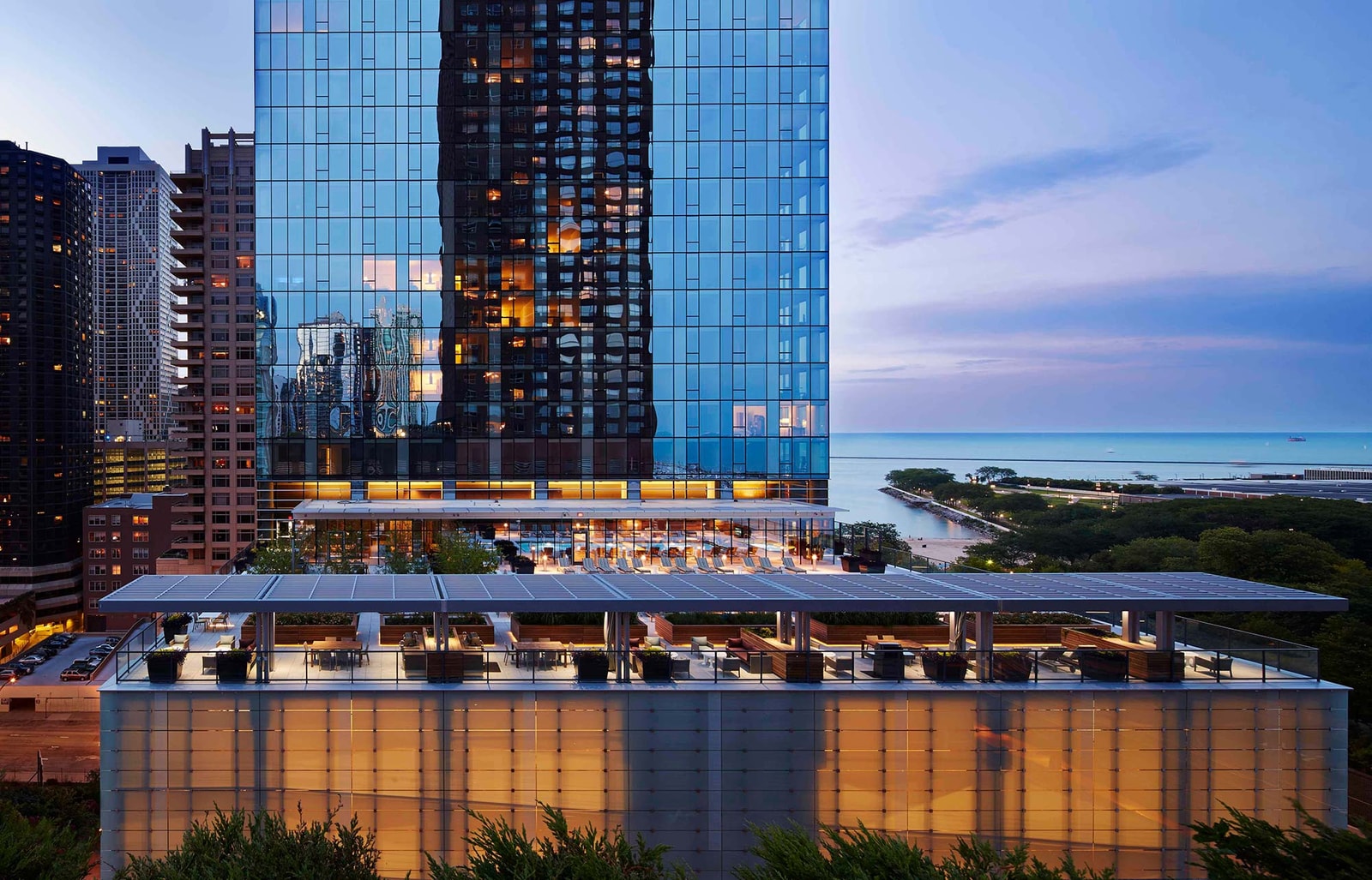 500 Lake Shore Drive photo 8