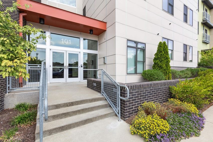 101 Gatewood Ave, Nashville, TN 37207 — exterior view