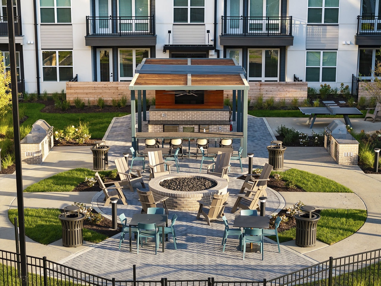 The Hickory at Indian Lake Village Apartments photo 16