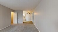River Retreat Apartments photo 6