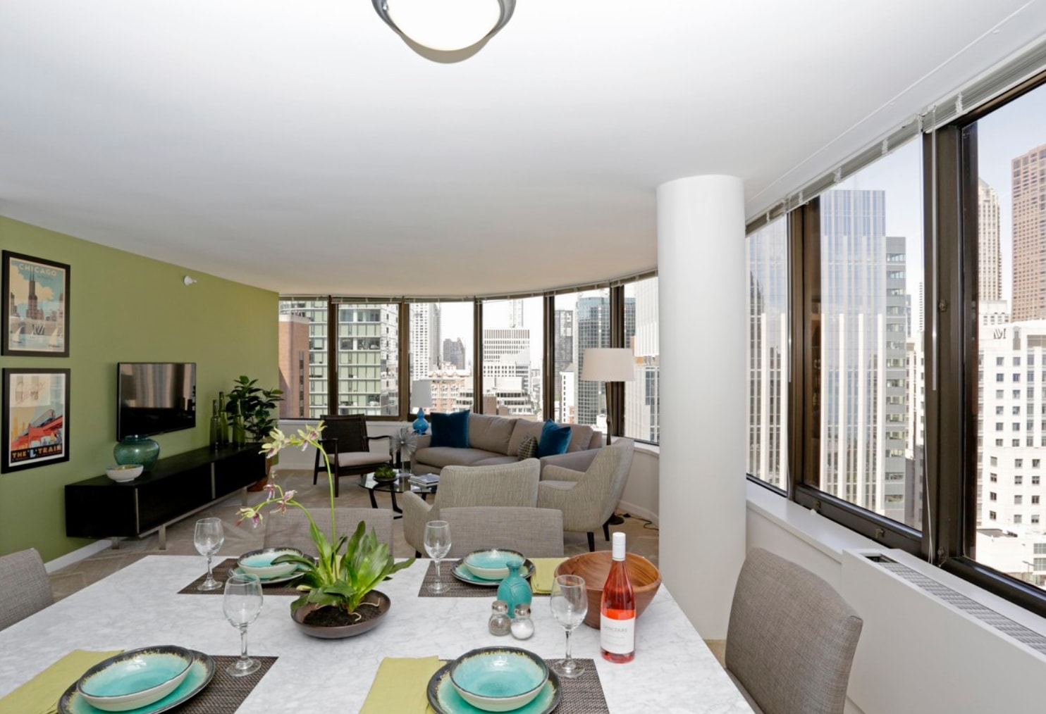 Arrive Streeterville photo 58