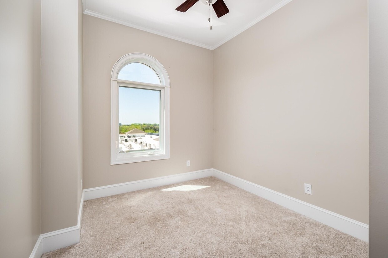 The Gateway Village photo 56