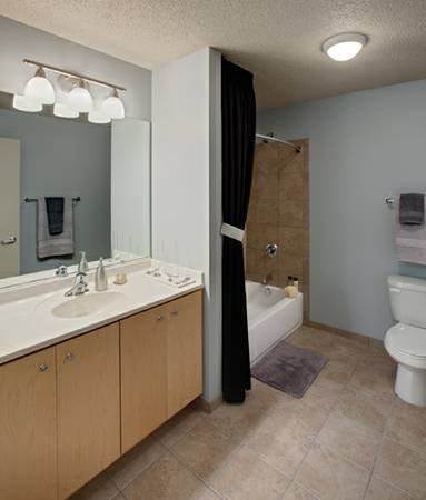 Aqua at Lakeshore East photo 18