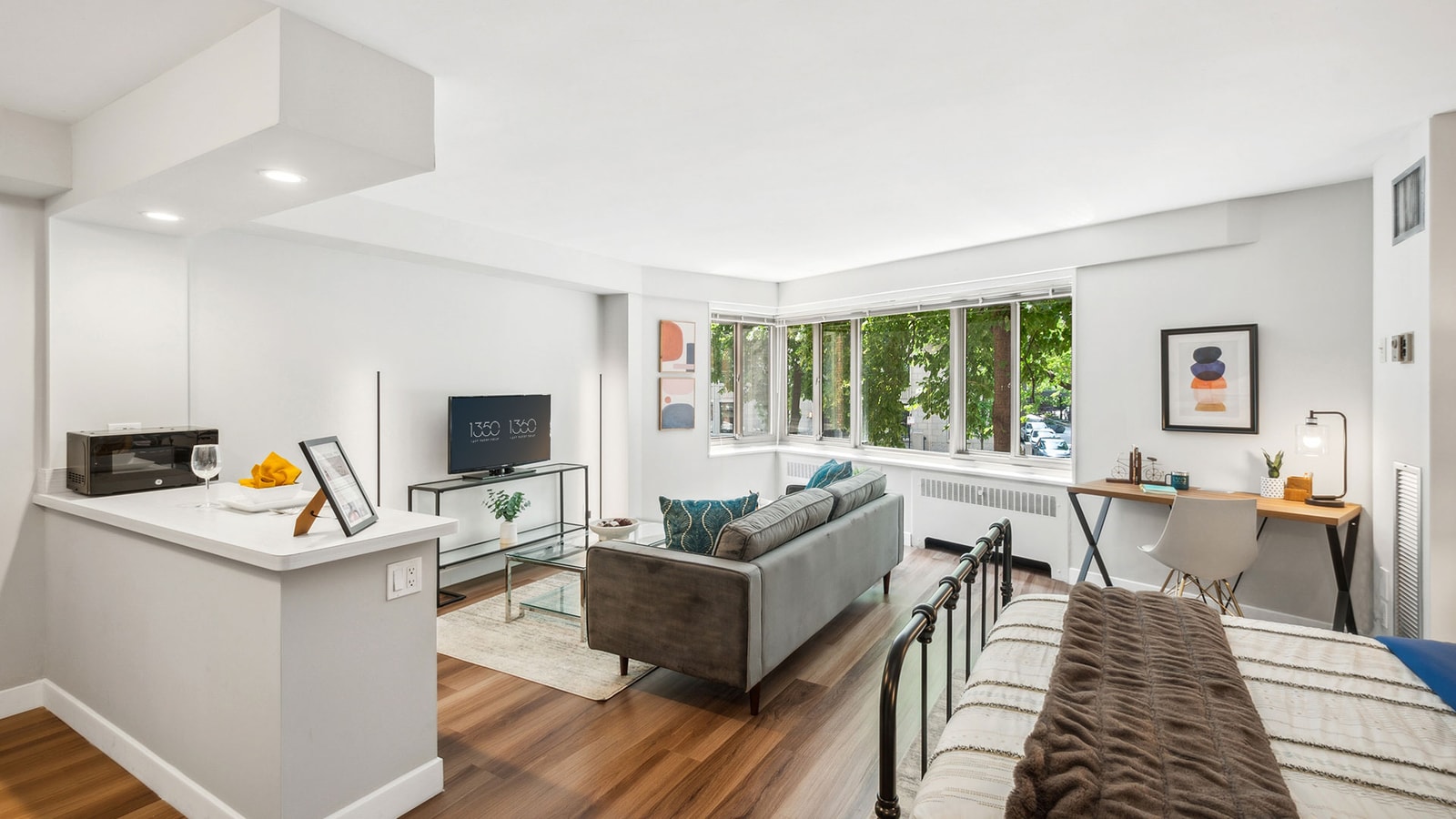1350 North Lake Shore Drive photo 13