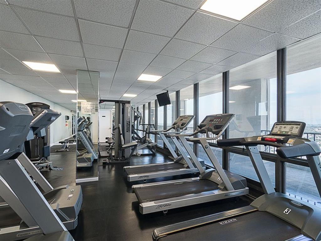3450 N. Lake Shore Drive photo 22