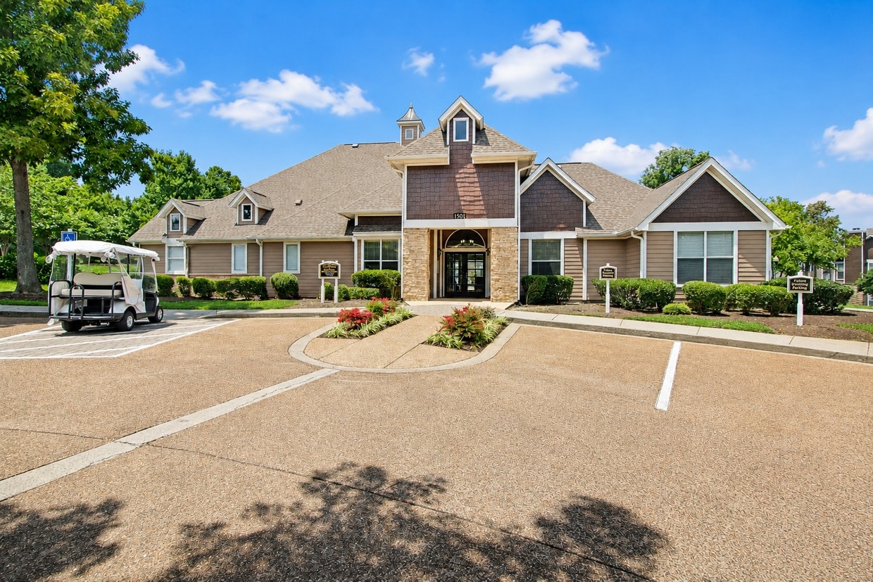 Woodland Pointe Residences photo 15