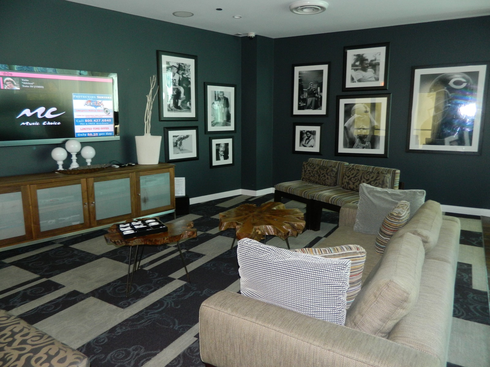 Atwater Apartments photo 52