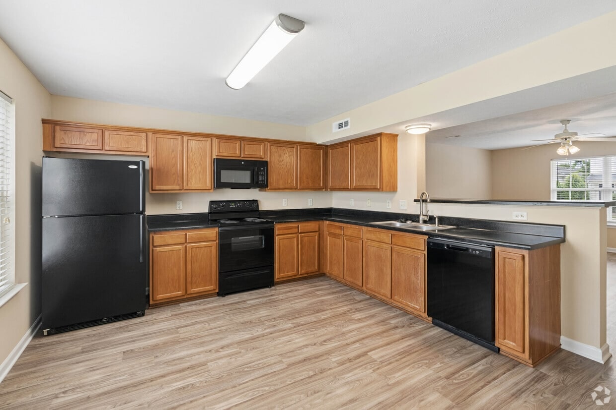 The Summit Townhomes photo 43