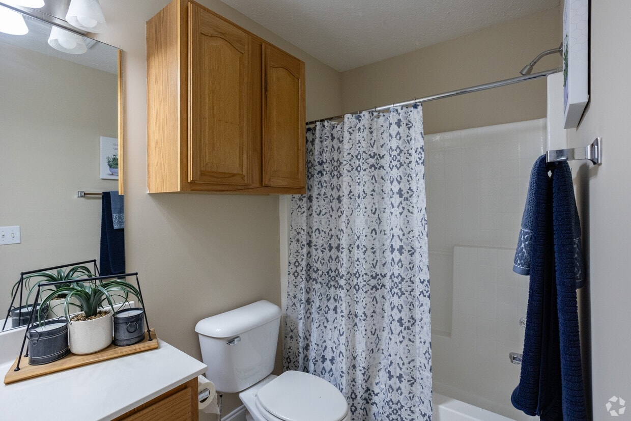 The Summit Townhomes photo 19