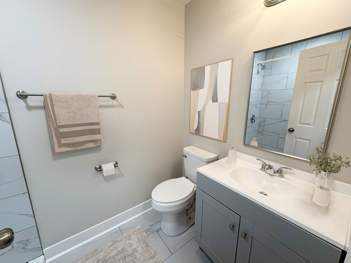 Lakeside Studio Apartments photo 34