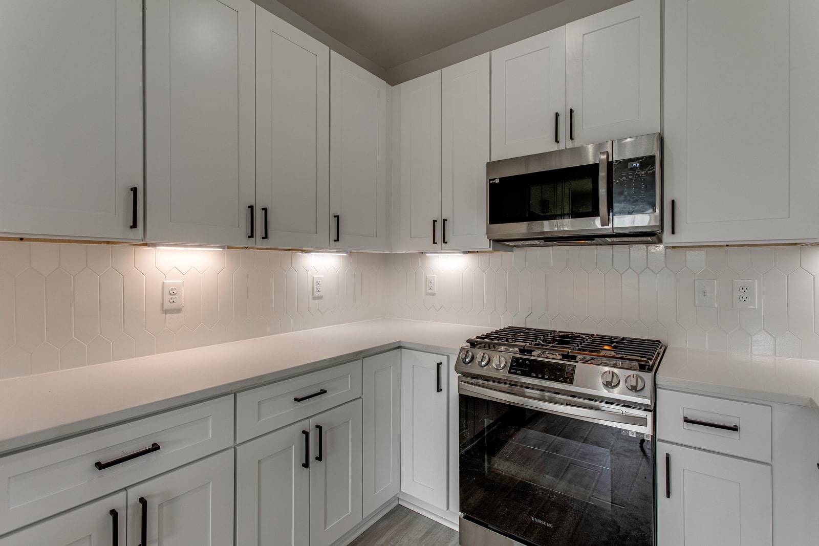 1715 Kellow St photo 14