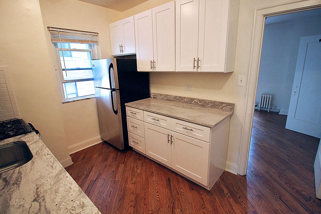 14 West Elm Apartments photo 4