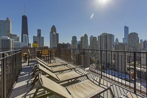 100 West Chestnut Apartments photo 39