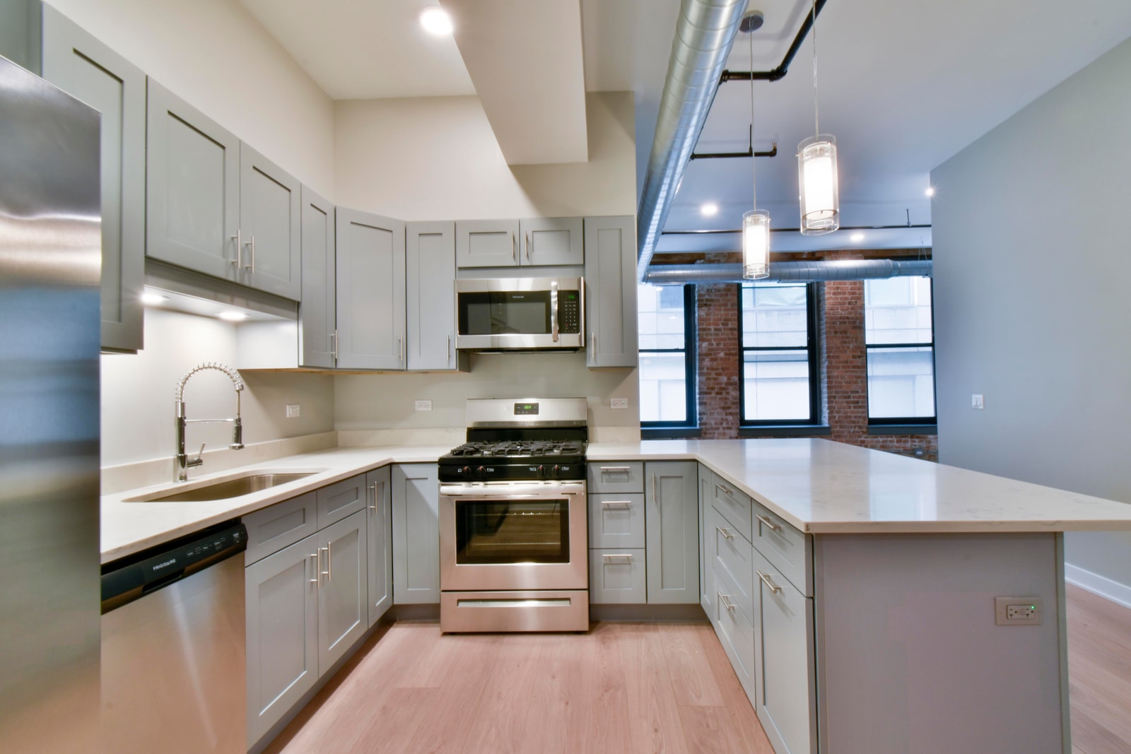 Hubbard Place photo 125