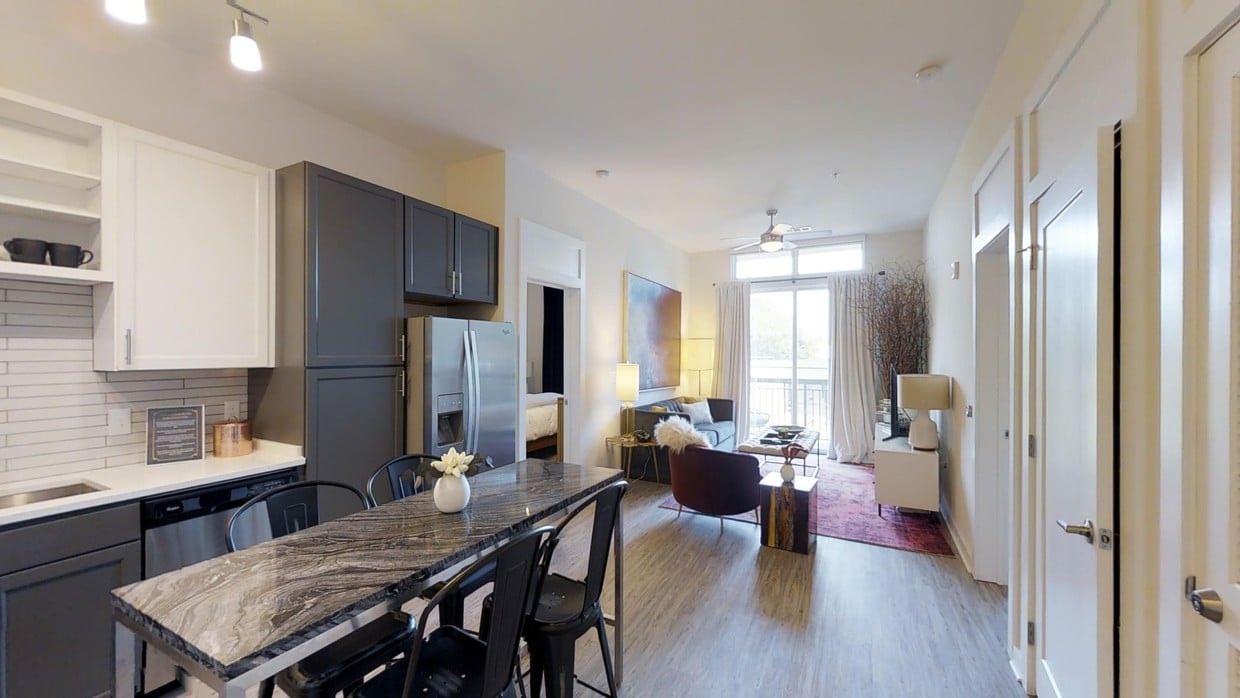 1401 3rd Ave N, Nashville, TN 37208 — exterior view