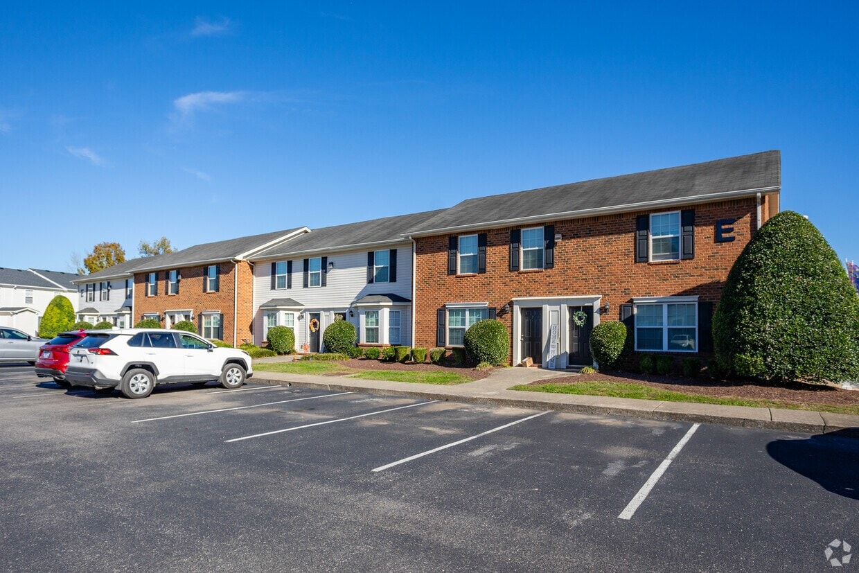 The Summit Townhomes photo 4