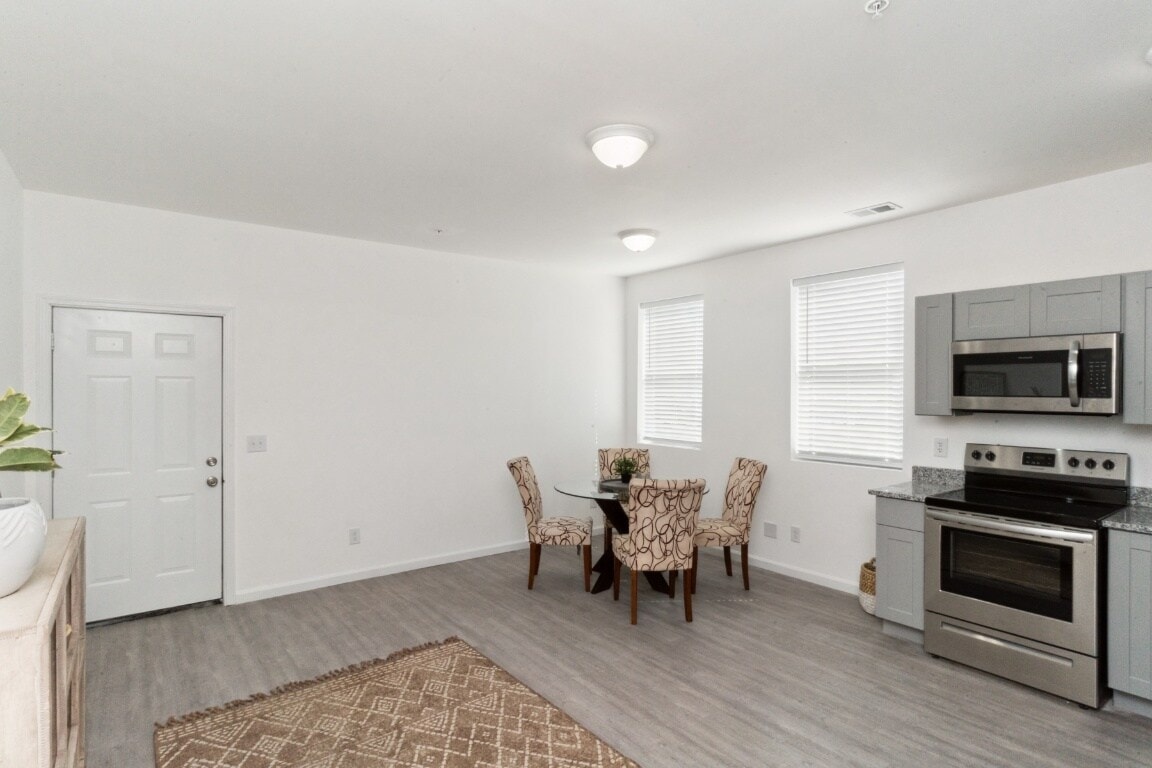 Hickory Lofts photo 5