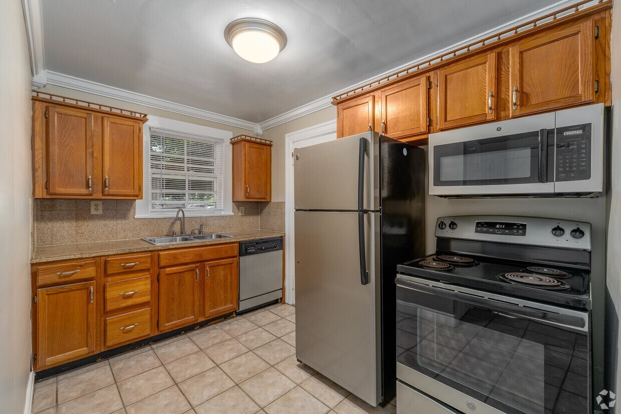 Woodmont Terrace photo 4
