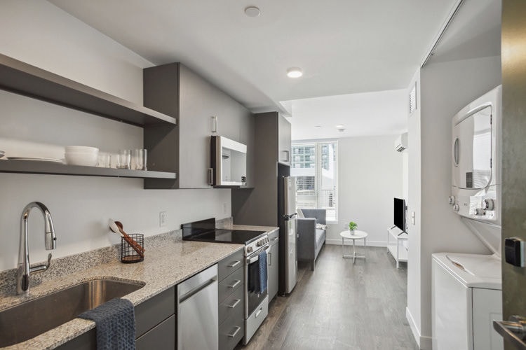 The Broadview at Vanderbilt photo 23
