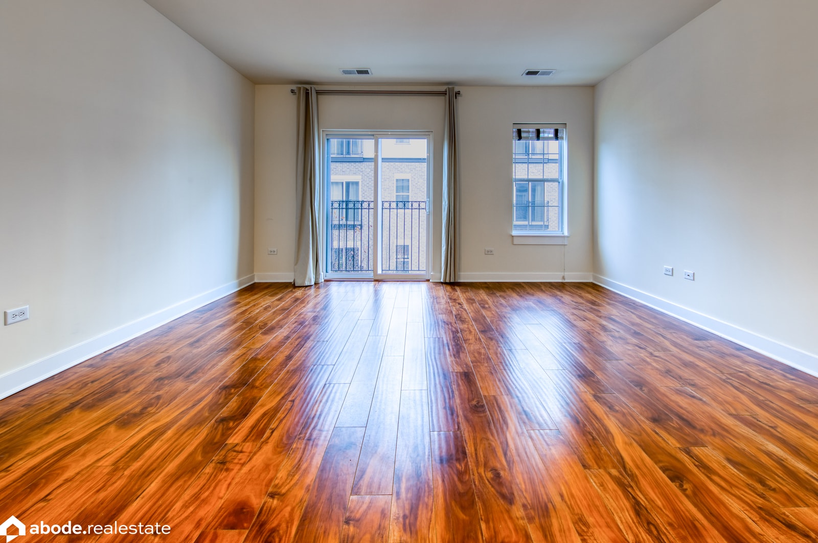 Ravenswood Terrace photo 9