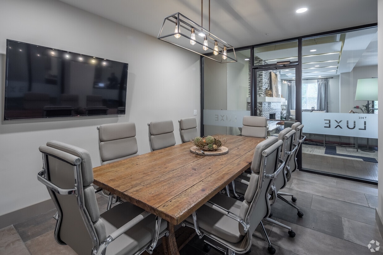 The Luxe at Indian Lake Village photo 22