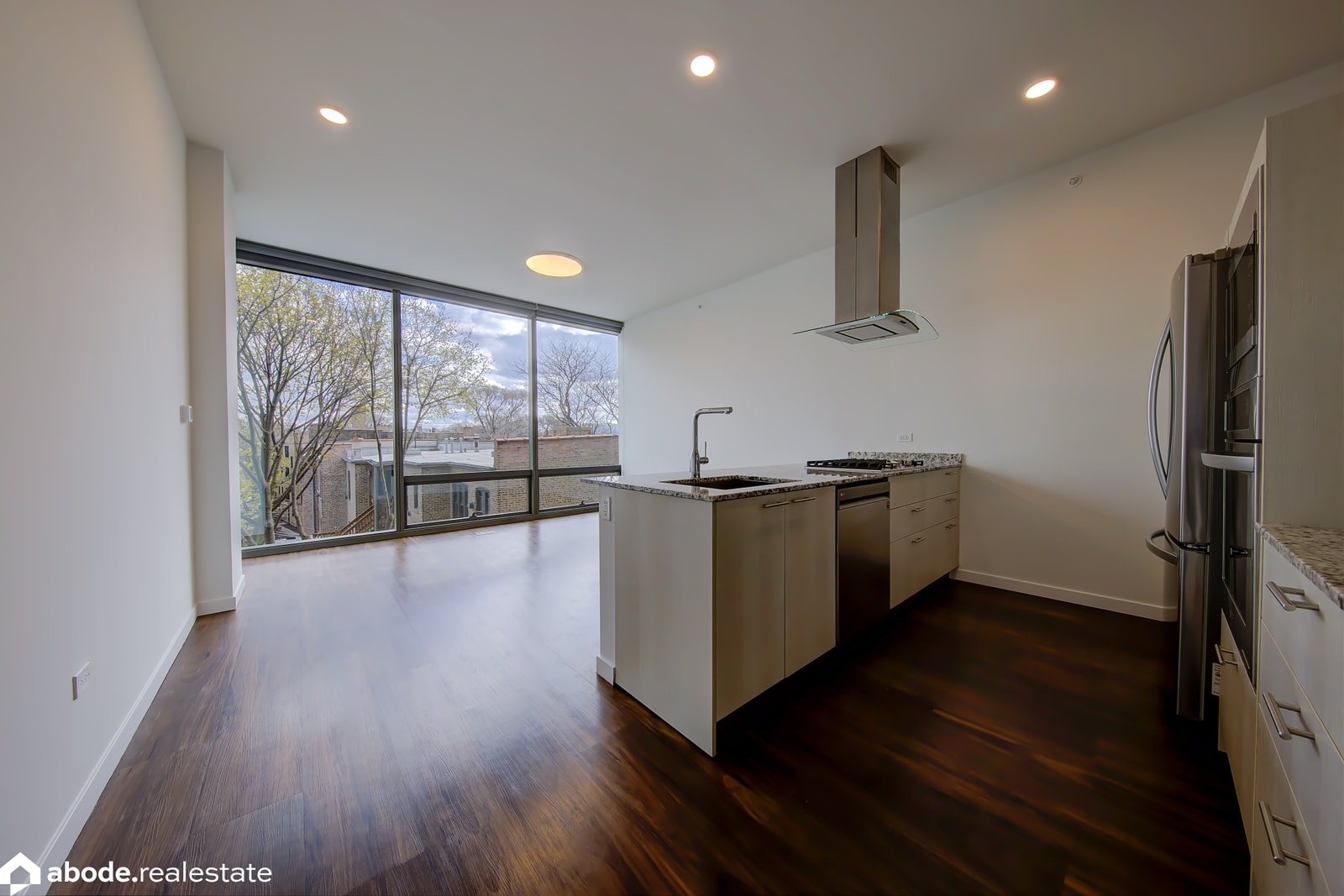 Optima Lakeview photo 54