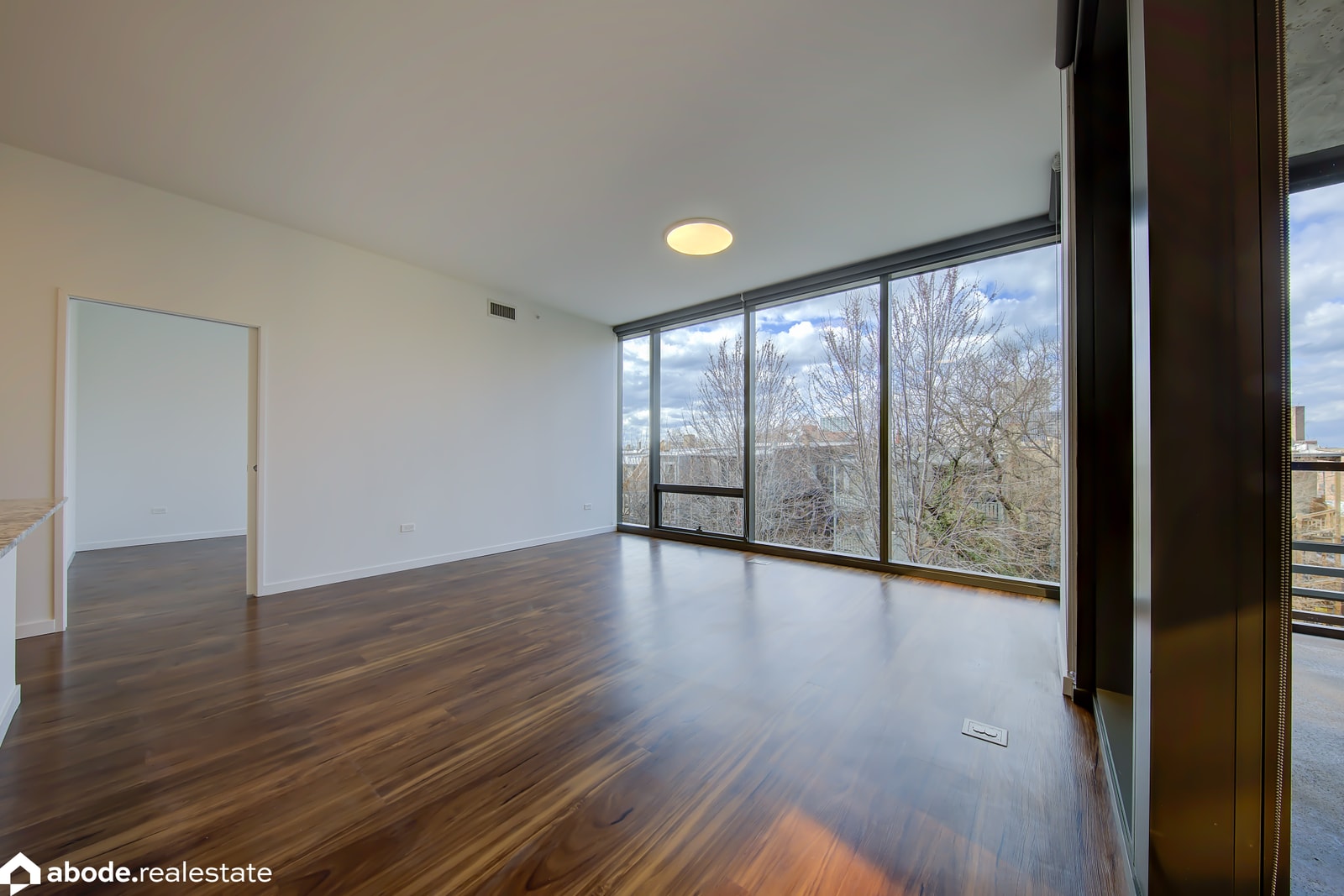 Optima Lakeview photo 68