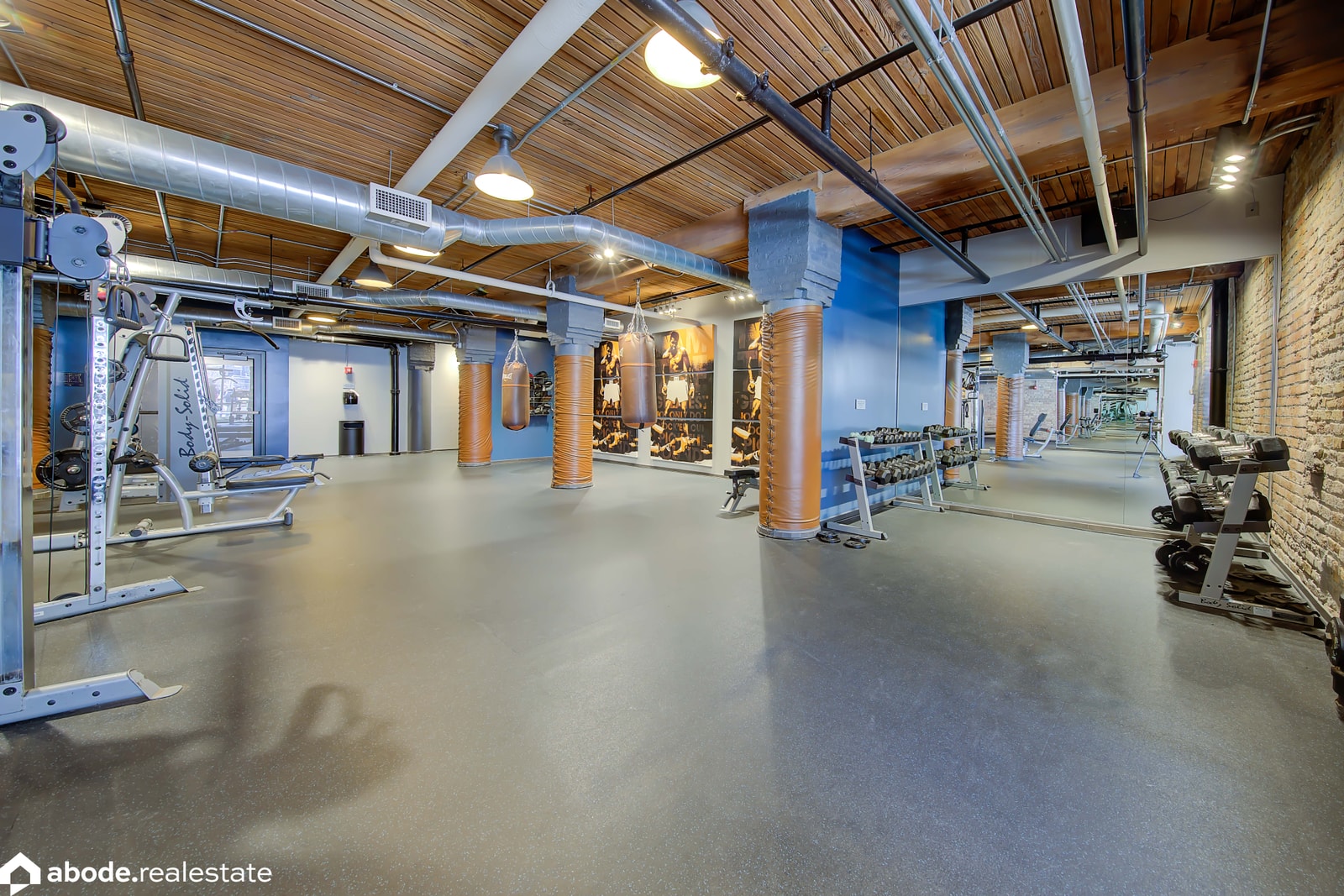 Lofts at River East photo 32