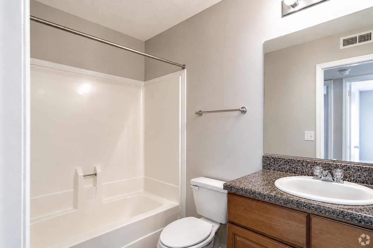 River Retreat Apartments photo 13