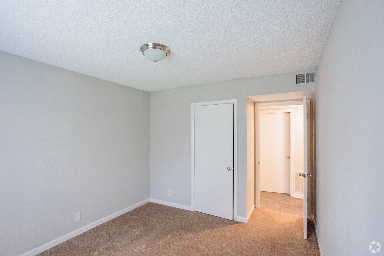 Kingwood photo 20