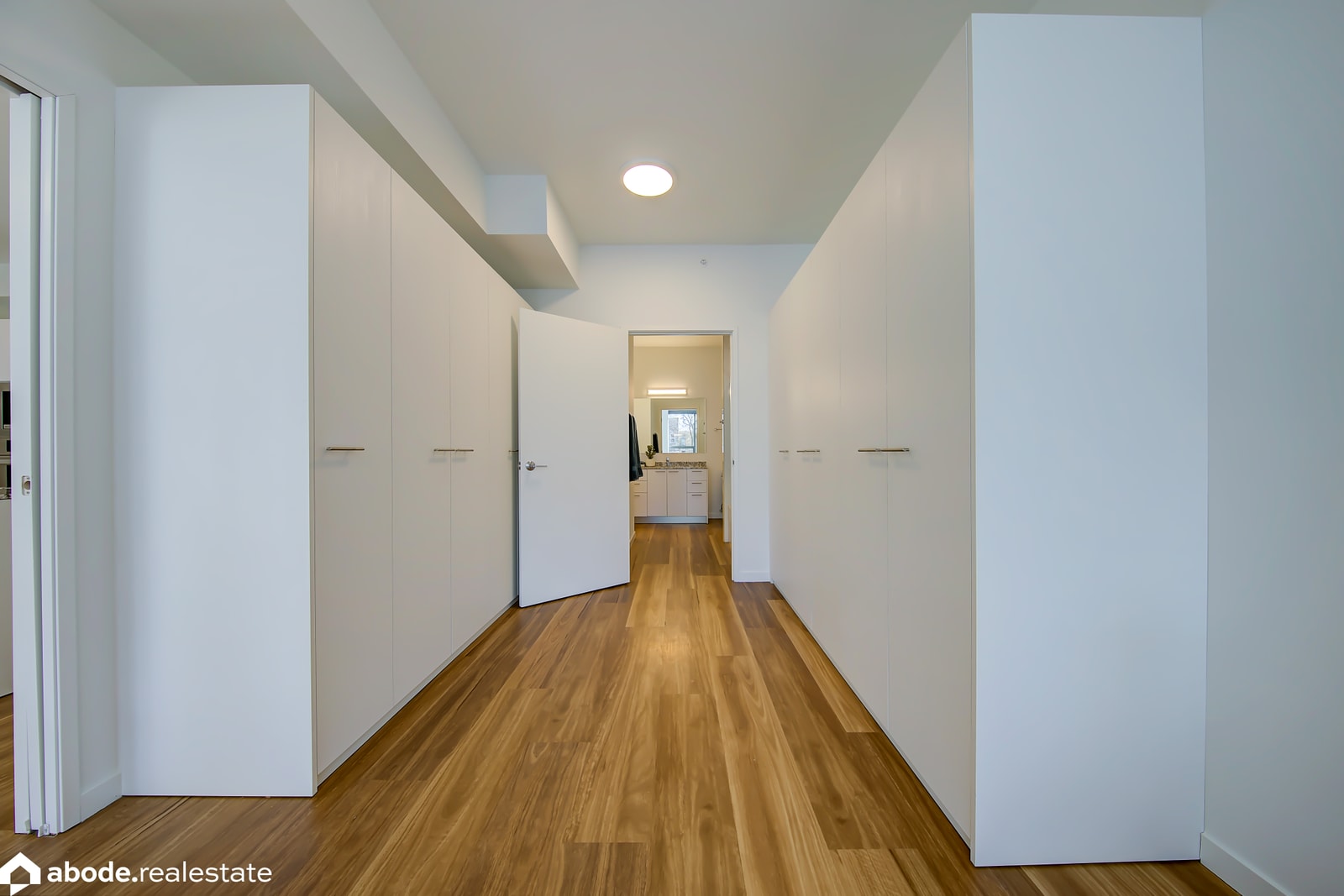 Optima Lakeview photo 106