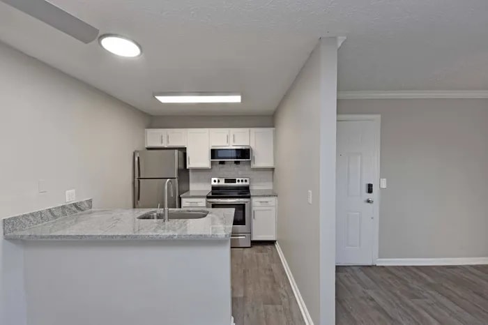 5646 Amalie Dr, Nashville, TN 37211 — kitchen view