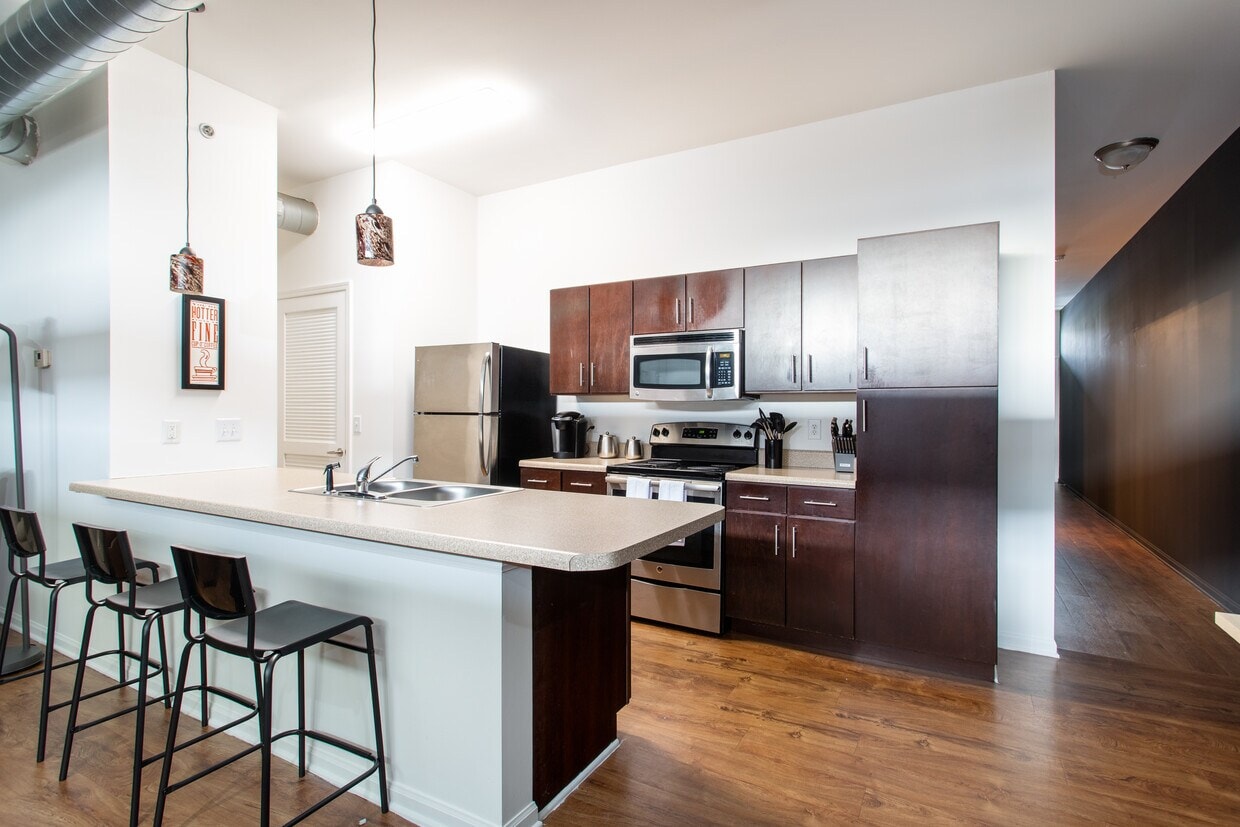 West Town Lofts photo 25