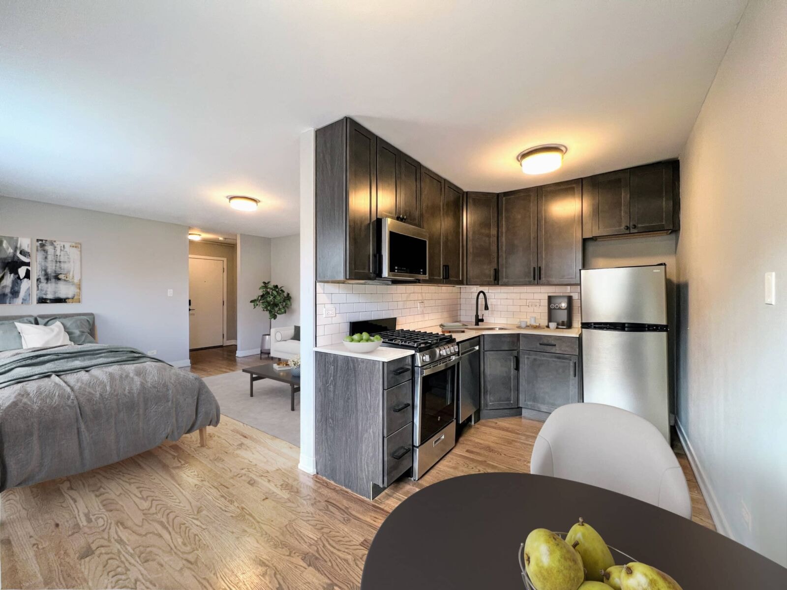 528 Oakdale photo 6