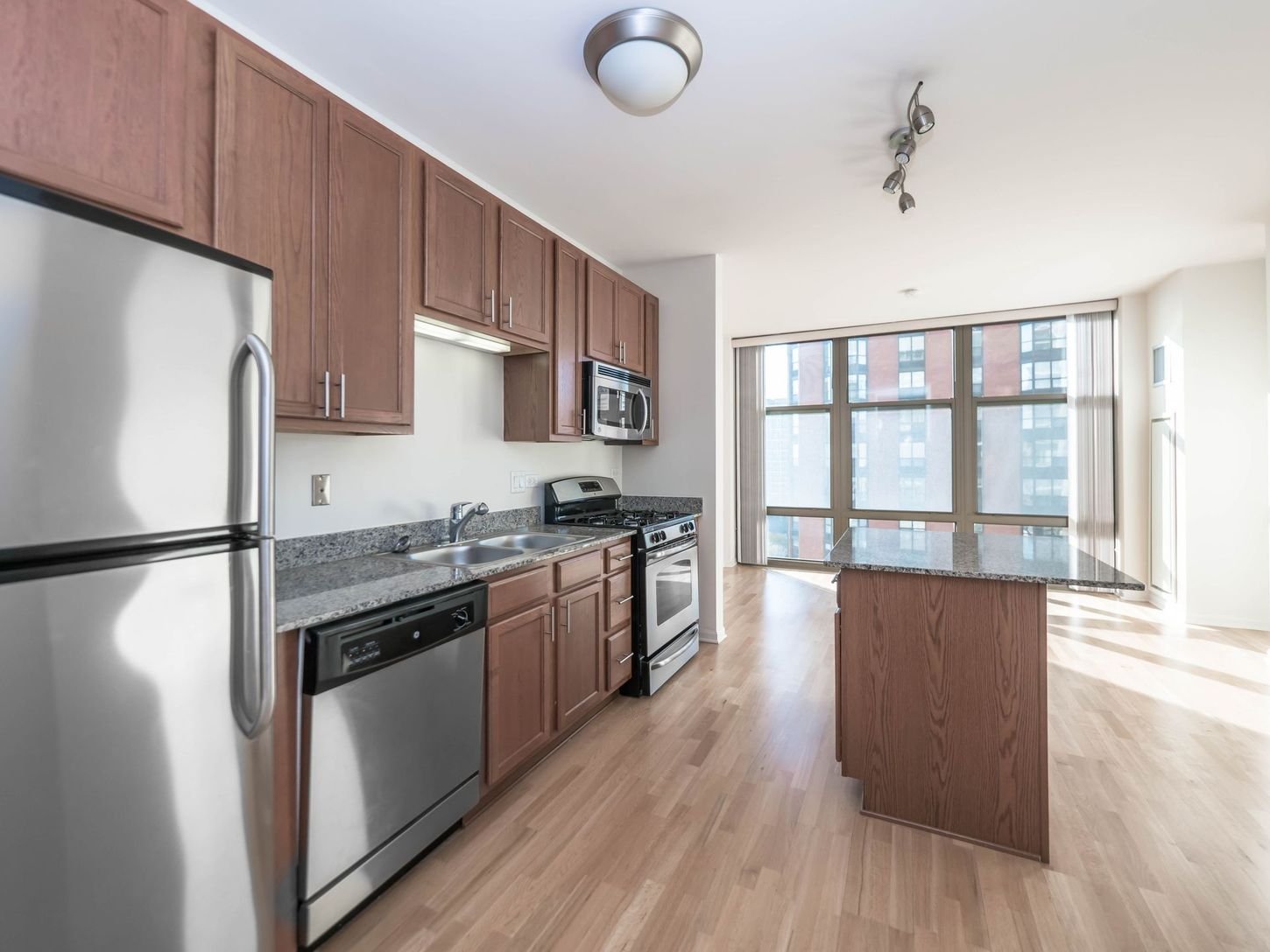 Astoria Tower photo 24