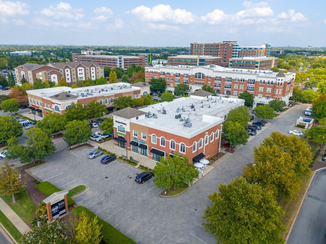 The Gateway Village photo 111
