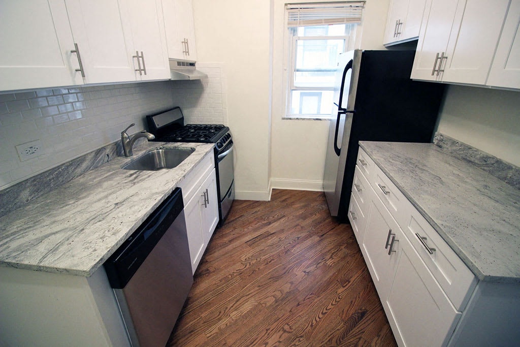 14 West Elm Apartments photo 24