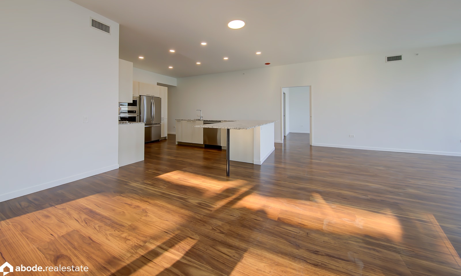 Optima Lakeview photo 81
