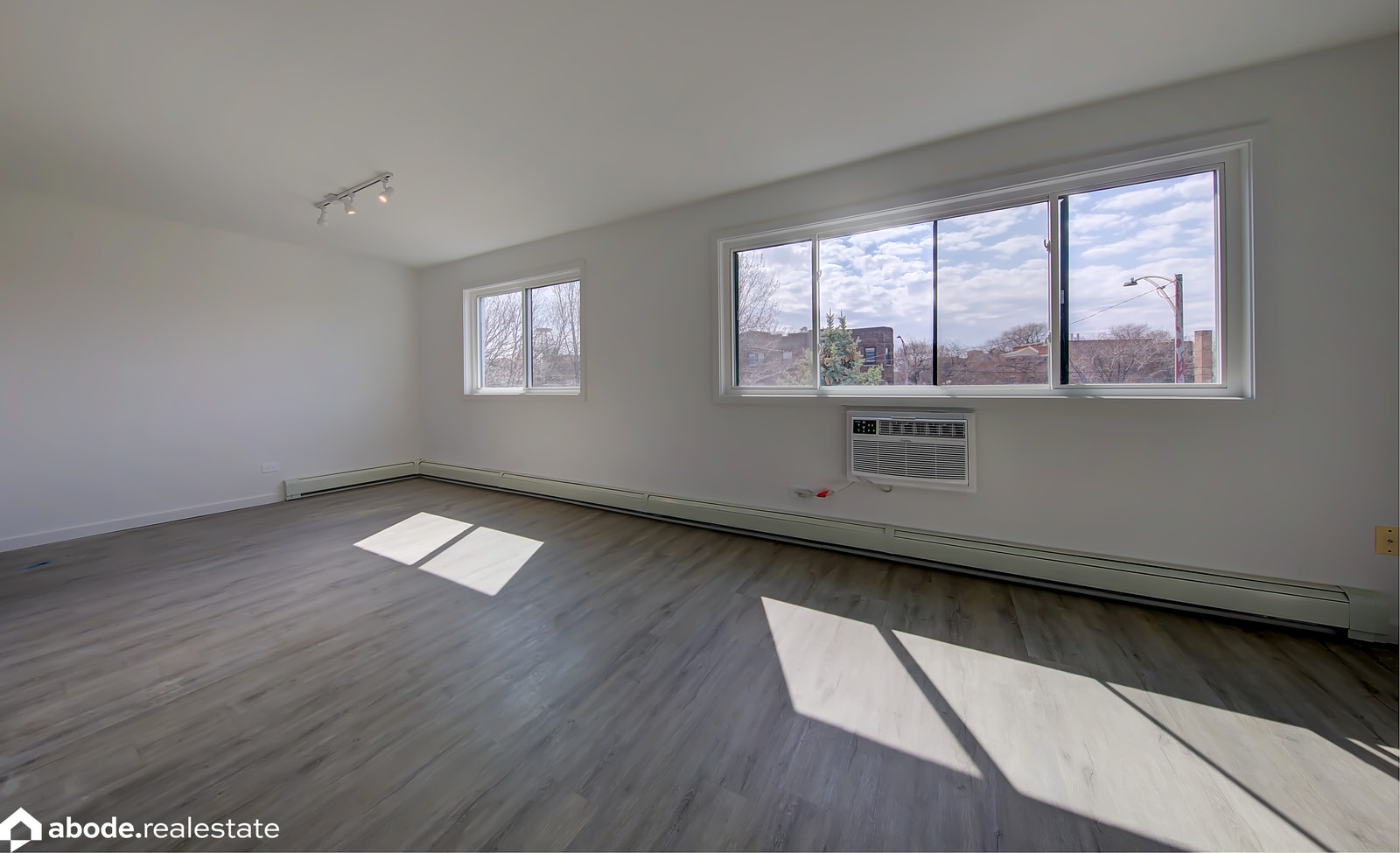 7621 N Sheridan Rd photo 11