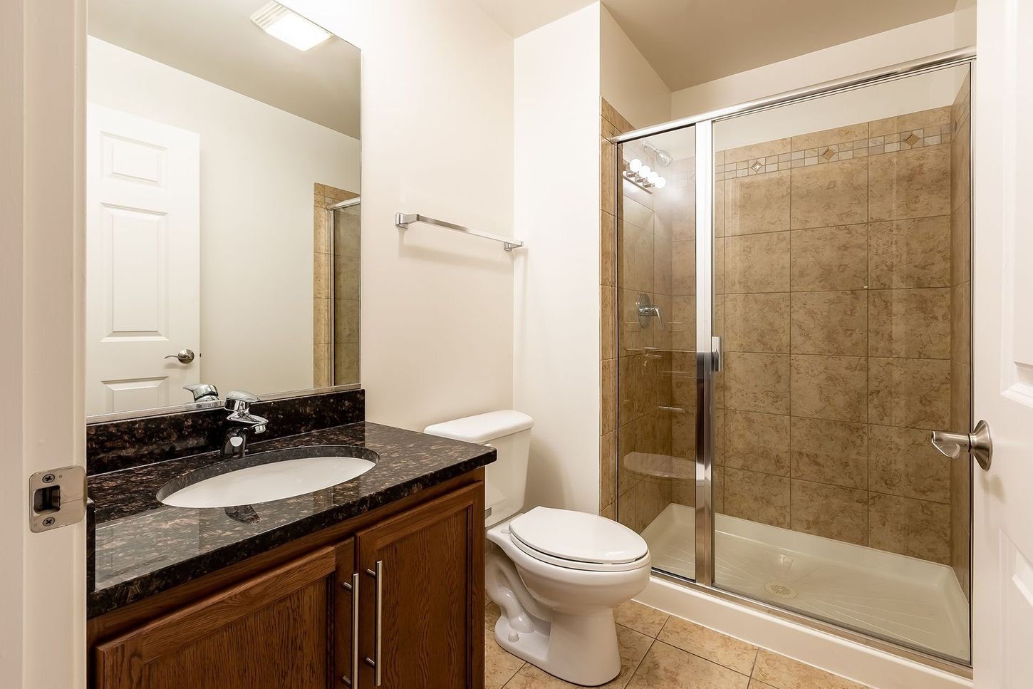 Astoria Tower photo 8