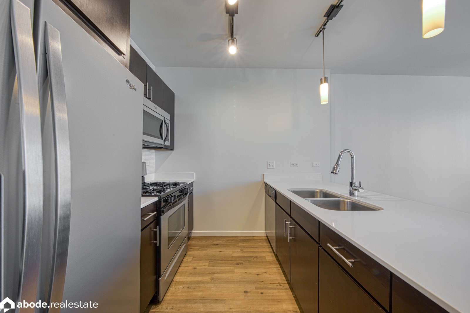Halsted Flats photo 38