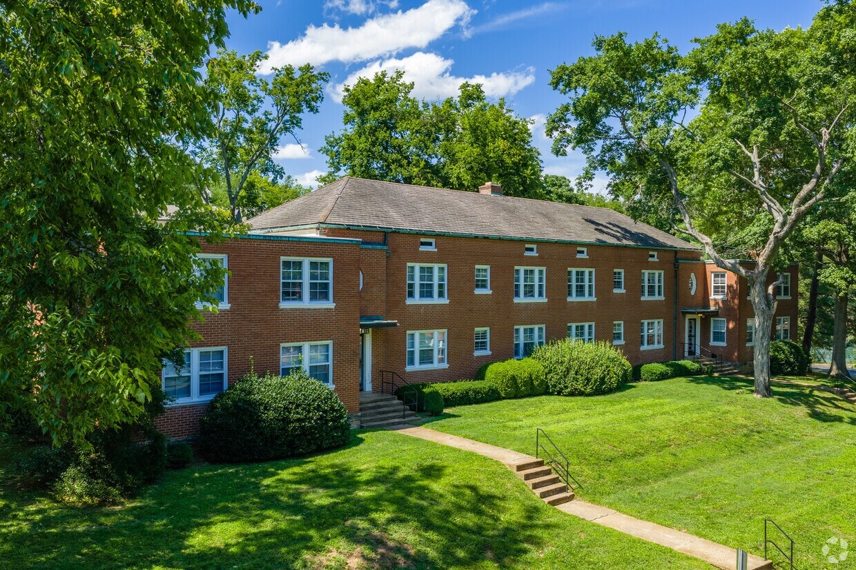 Woodmont Terrace photo 27