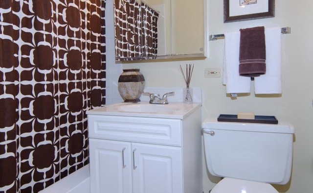 1350 North Lake Shore Drive photo 85