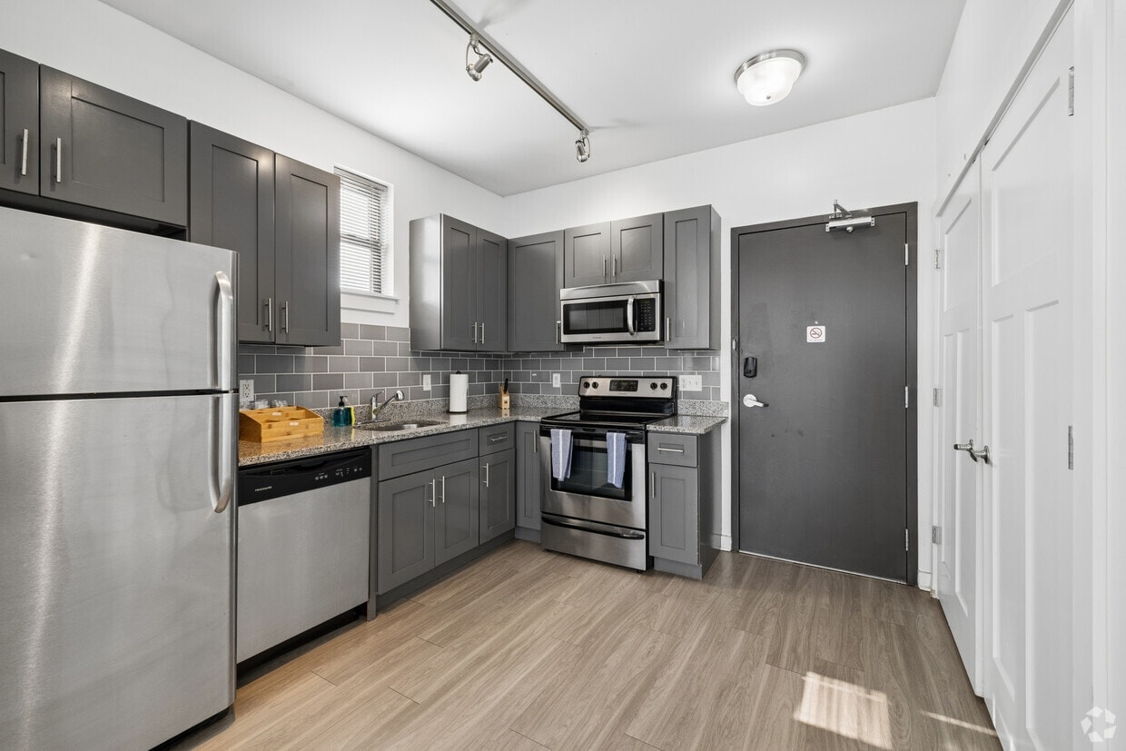 Midtown Place photo 22