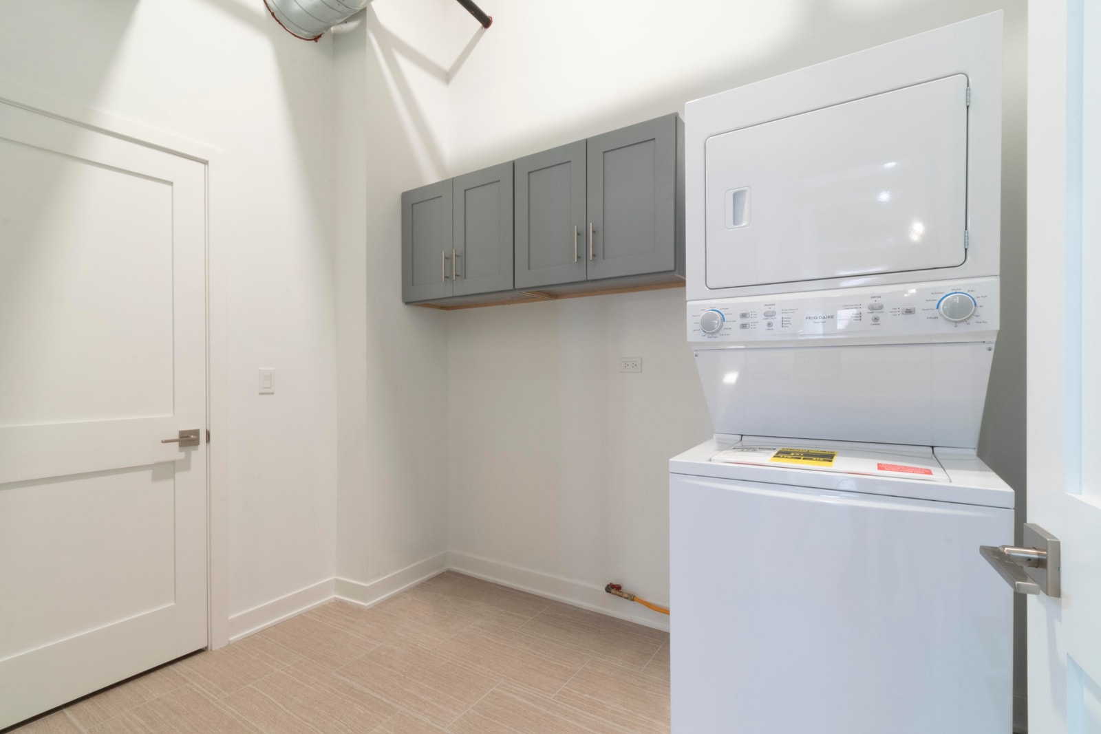 Hubbard Place photo 12