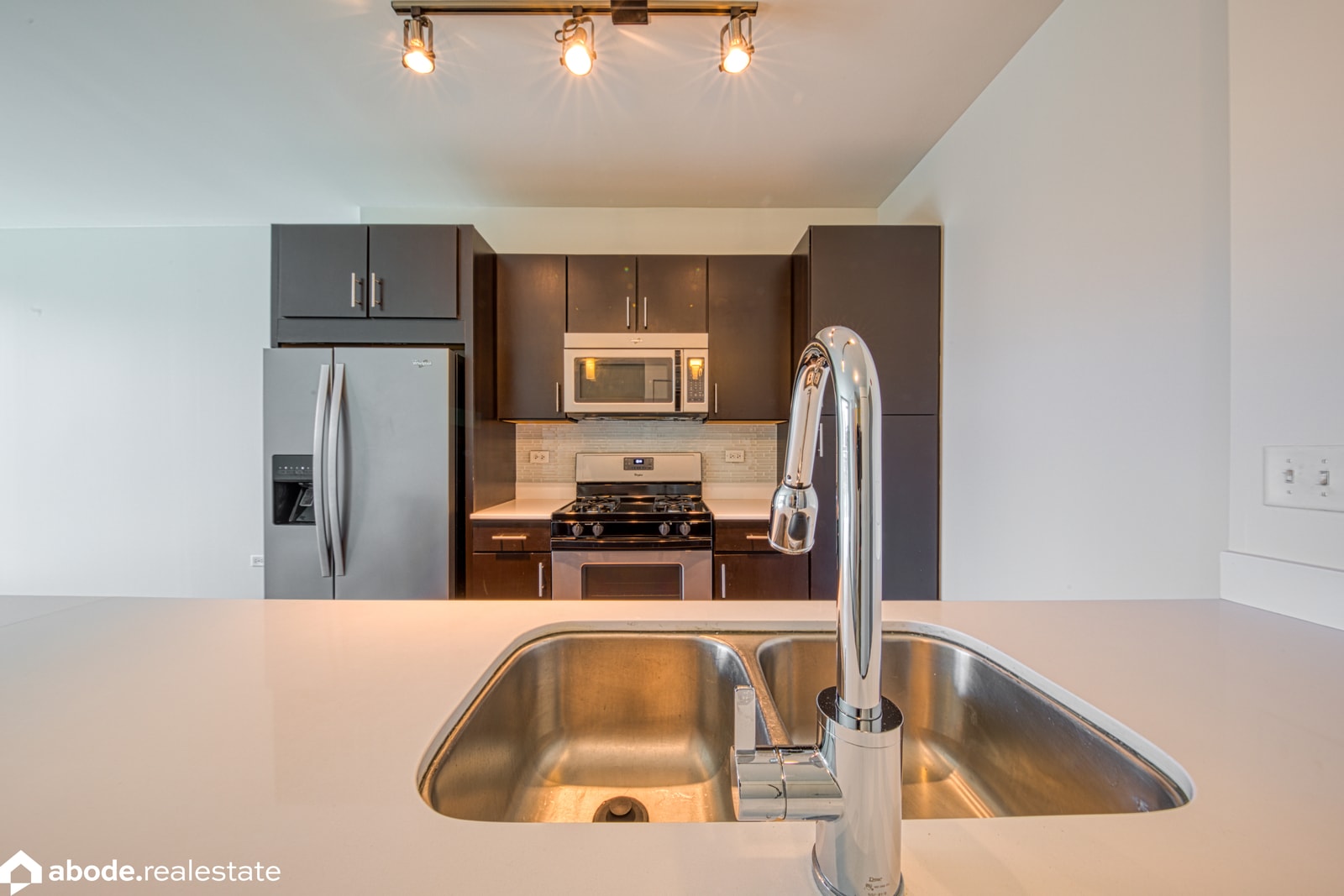 Halsted Flats photo 69