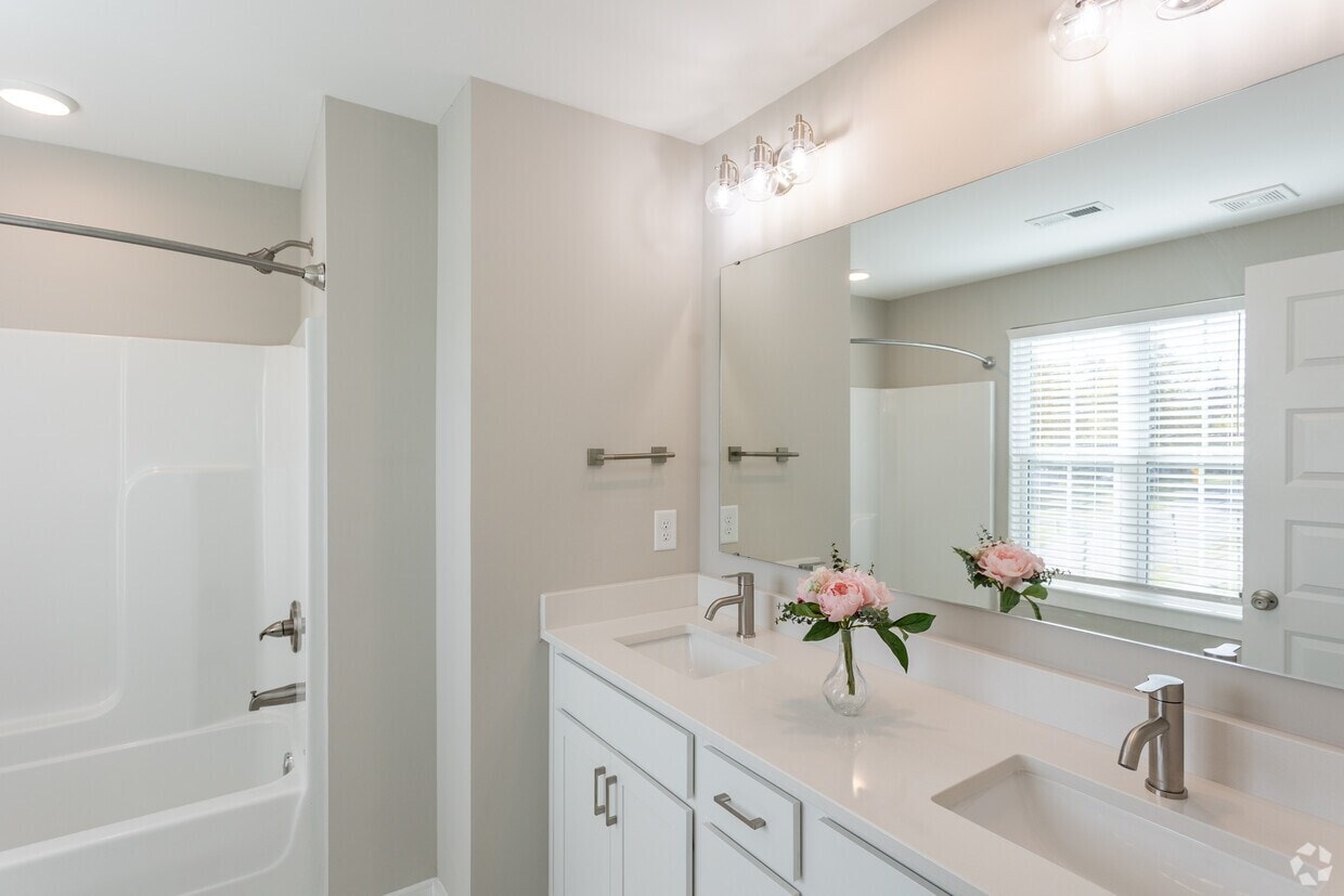Stadium Townhomes photo 19