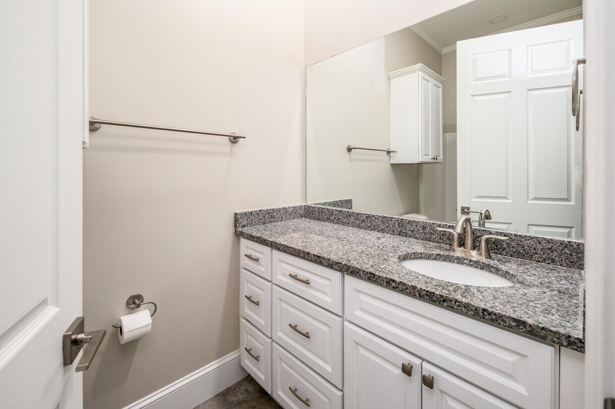 The Gateway Village photo 55
