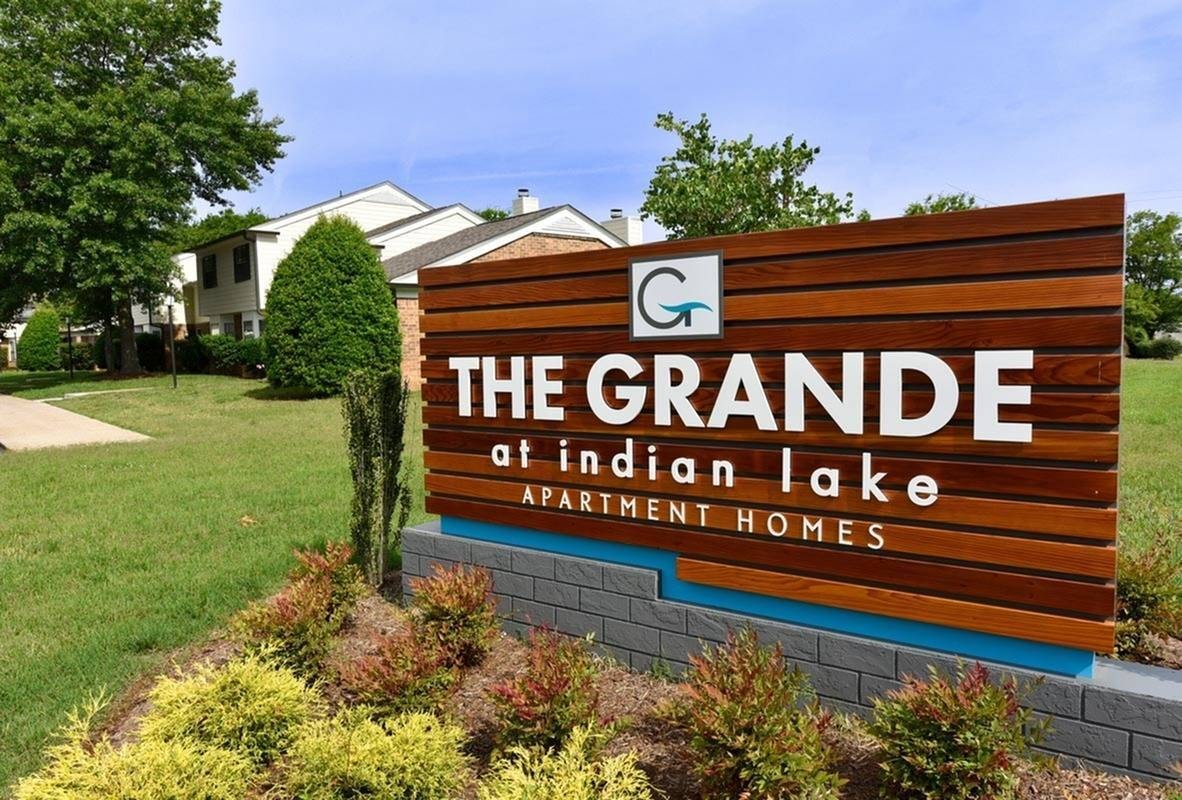 Grande at Indian Lake photo 34