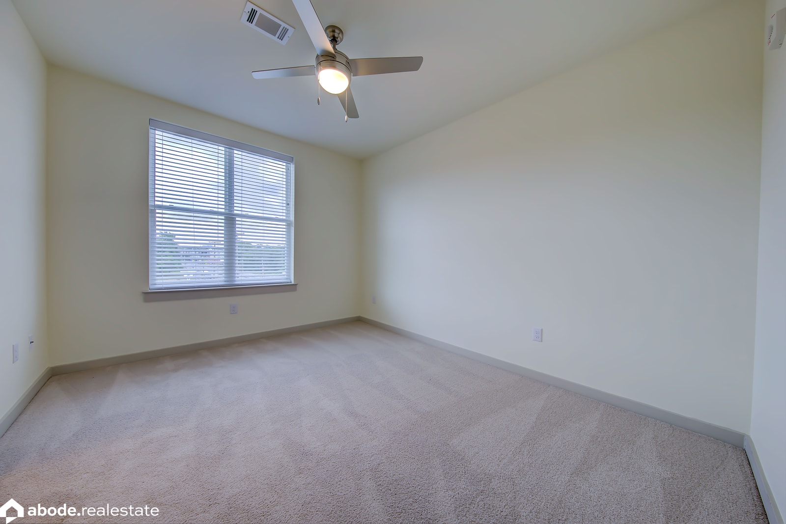 55 Lucile St, Nashville, TN 37207 — kitchen view